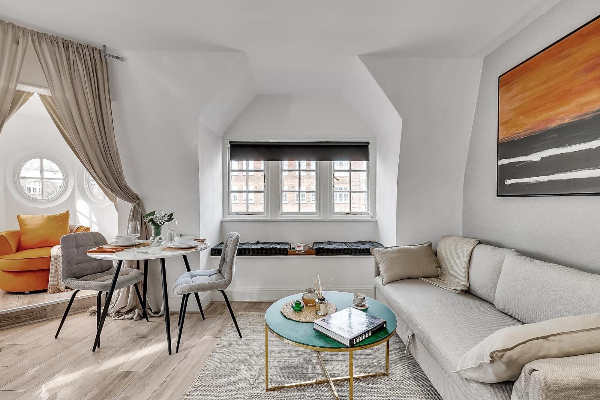 Lovely Kensington Apartments London Room photo
